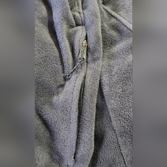 Columbia Dark Blue Fleece Jacket - Picture 7 of 16